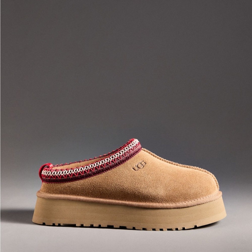 UGG Taz II in Chestnut